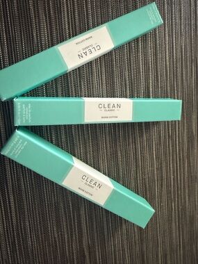 3 Clean Classic Warm Cotton Rollerball Perfume ret $72
